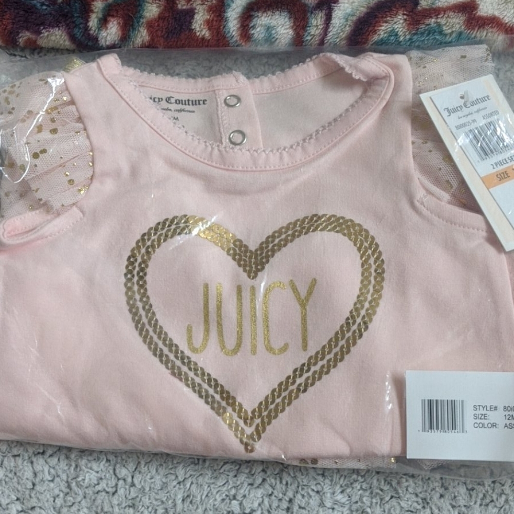 Juicy Couture Kids 12 month leggings pant and shirt set.